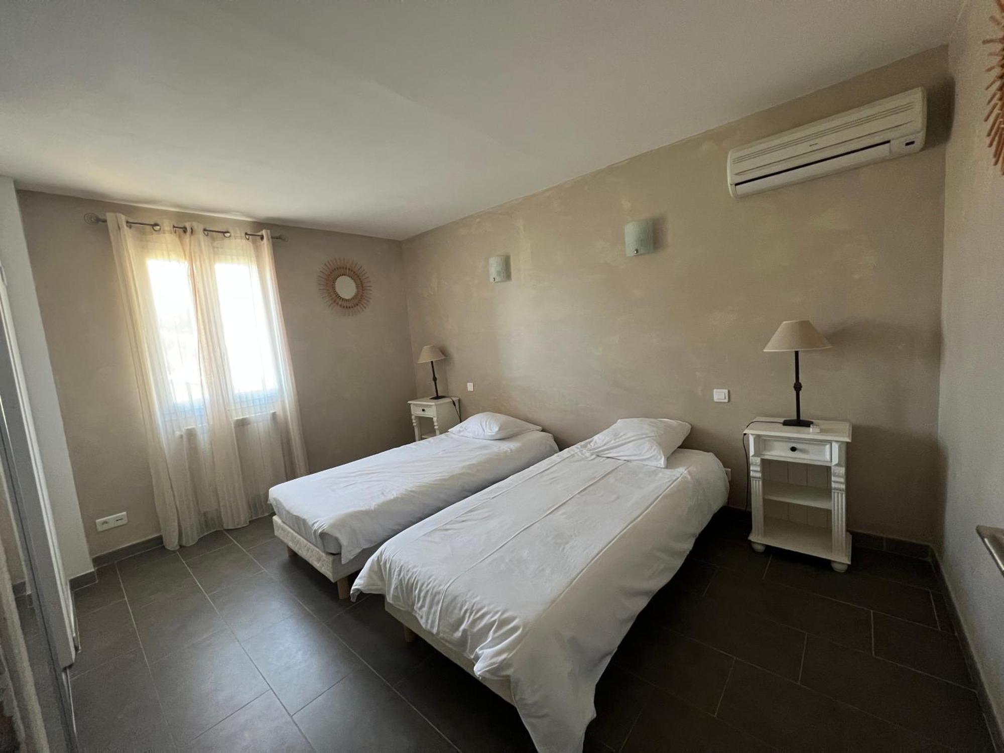 Maison 180 M² Proche De Beaumes De Venise La Roque-Alric 외부 사진